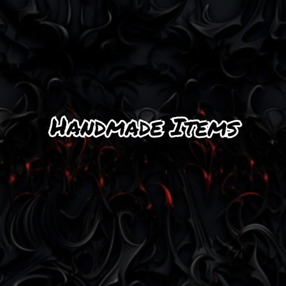Handmade items 🖤🩷